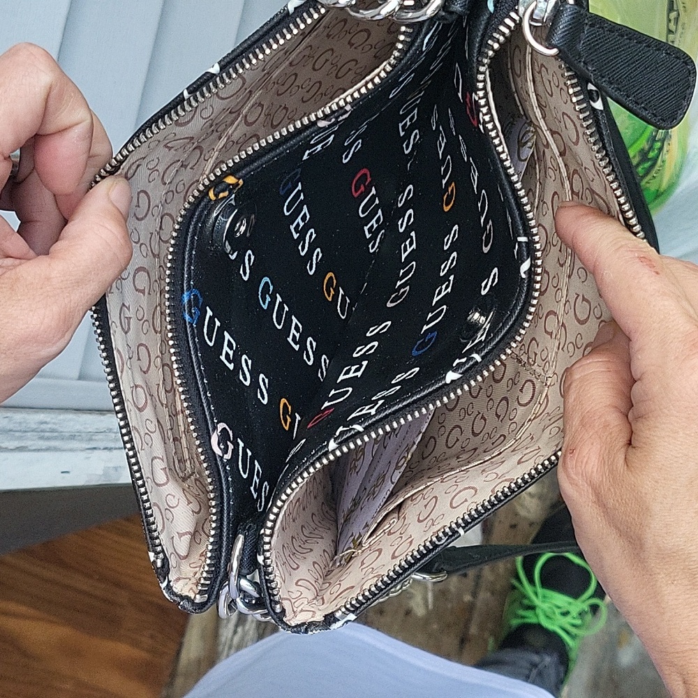 Guess bag
